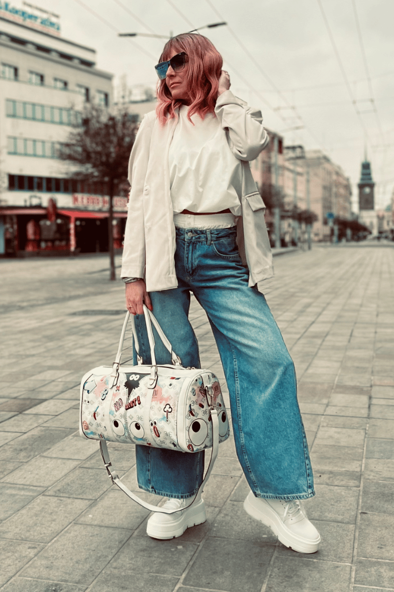 Široké kalhoty v ležérním stylu